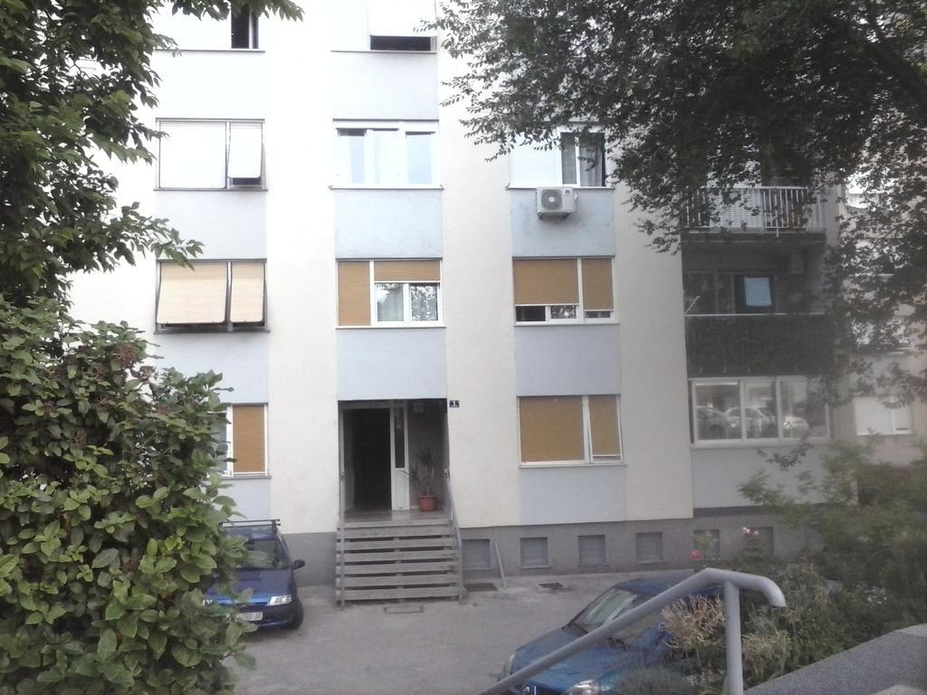 Klara Studio Apartman Apartment Split Exterior photo